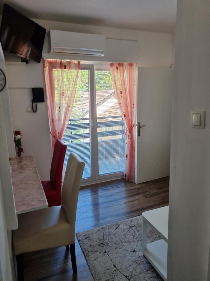 Apartment Yoya Plitvička Jezera Екстериор снимка